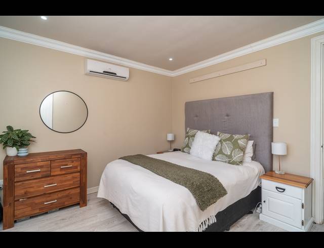 2 BEDROOM DUPLEX FOR SALE IN UMHLANGA CENTRAL